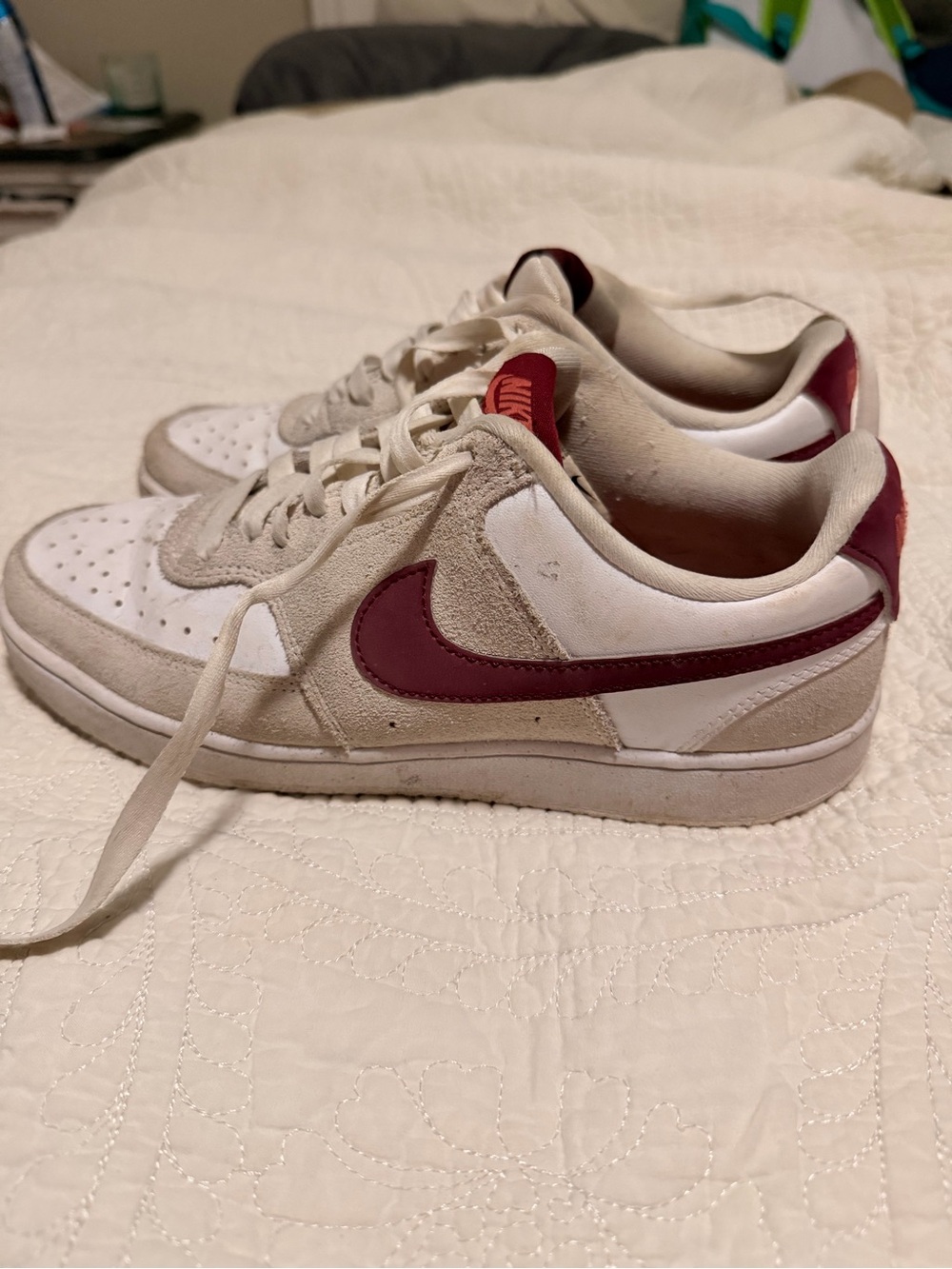Nike Low-Top Sneakers in White, Beige & Burgundy Accents